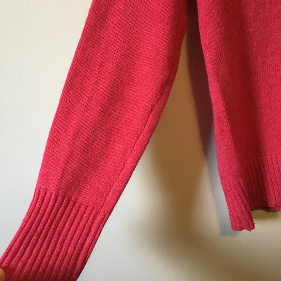 Malibu Pink Soft Angora Wool Blend Knit V-Neck Sweater - Picture 6 of 16